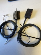 2 x capteur photoélectrique Omron E3S-AD83