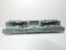  - R 4885 - UN CHASSIS METAL