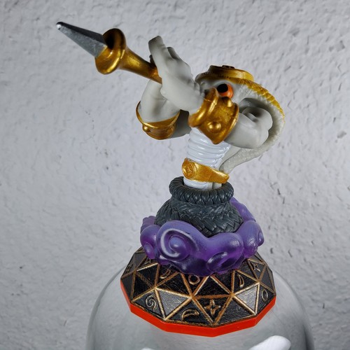 Skylanders trap team king - skylanders,