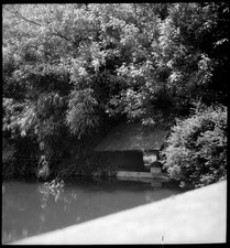Paysage rural lavoir rivière