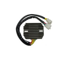 MOTO GUZZI NEVADA / V11 SPORT/ BALLABIO/ CAFE SPORT - REGULATEUR DE TENSION / ES