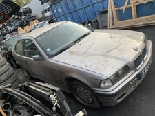 Poignee interieur avant droit