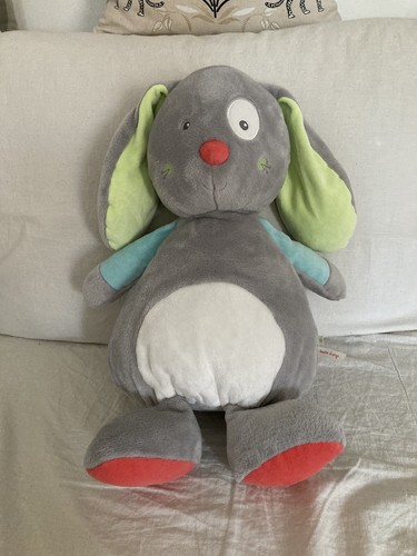 Peluche range pyjama lapin