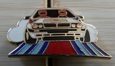 BEAU PIN'S VOITURE RALLYE LANCIA DELTA INTEGRALE HF MARTINI  VERSION EGF