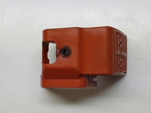 Capot moteur taille haie - capot,