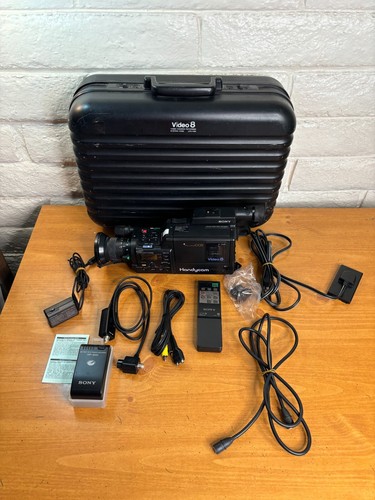 Sony ccd pro video 8 - ccd-v9,
