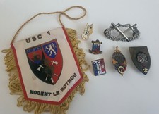 Lot insignes et pins militaires fanion pompiers sécurité civile Nogent le Rotrou