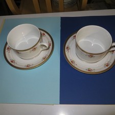2  tasses PORCELAINE 30cl