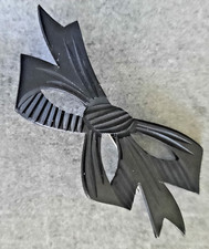 BROCHE DE DEUIL NOIRE ANCIENNE FORME NOEUD