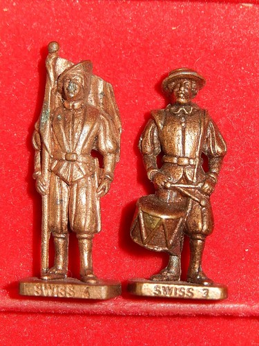 Figurines kinder métal - 2,