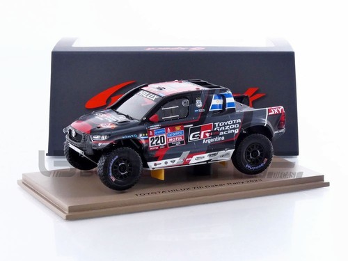 Spark toyota hilux - 1/43,