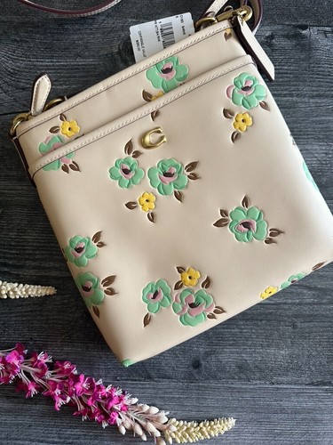Nwt coach kitt messenger - nwt,