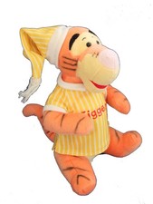 Peluche Tigrou Pyjama bonnet chemise de nuit jaune rayures 25 cm Tigger Disney