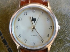 MONTRE VINTAGE  LIP QUARTZ