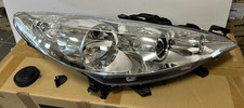 SOLDE PHARE AVANT DROITE ELECTRIQUE POUR PEUGEOT 207 02.06-06.09 ENDOMMAGÉ
