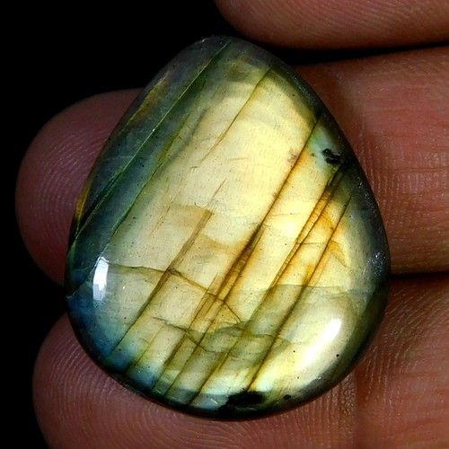50cts cabochon poire - 36.50cts.,