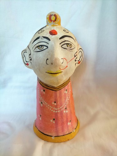 Sculpture buste personnage - , en