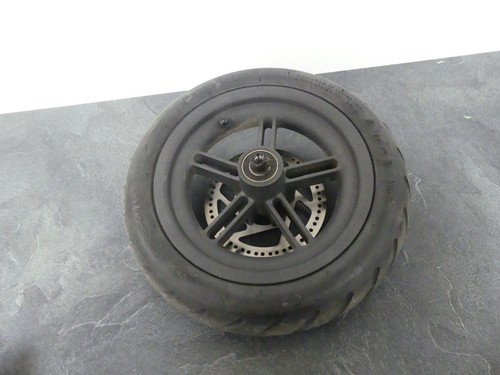 Roue arrière pour trottinette
