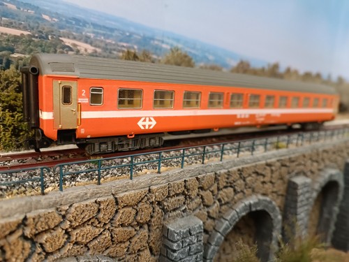 Voiture sbb cff ffs - voiture, orange