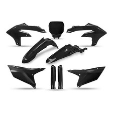 Ufo Plastics Set Complet