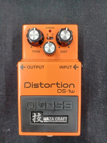 Pédale effets boss ds1w - pédale,