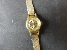 MONTRE VINTAGE FEMME MARQUE