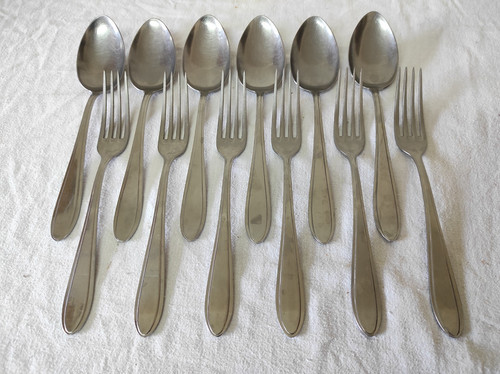 Lot couverts 6 - 12,