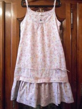 Robe 10 ans 140 cm CAPTAIN TORTUE mauve à fleurs Très bon état