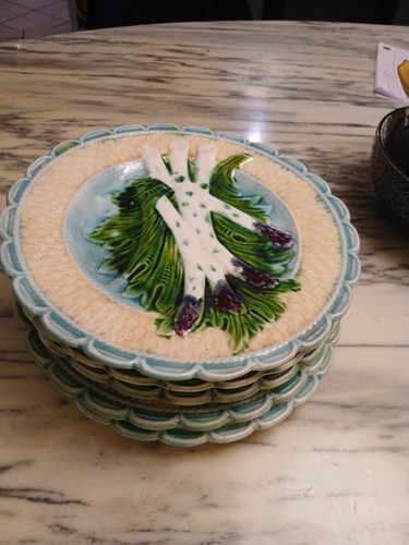 Assiettes asperges barbotine - asperges,