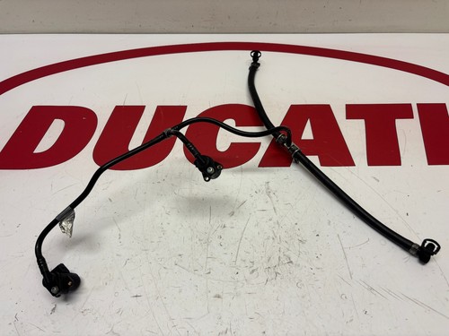 Ducati fuel line injecteurs