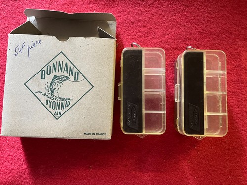Pêche anciennes boîtes - /, a