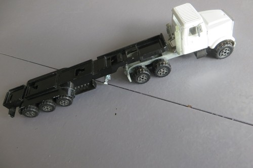 Miniature camion remorque - miniature,