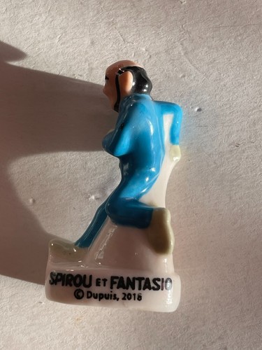 Fève spirou et - fève,