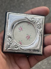 Ancien Petit Cadre En Argent