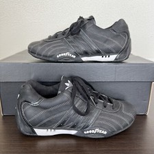 Chaussures de conduite rares