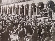 WW2 Photo. Libération de Paris] Prisonniers allemands rue de Rivoli. 25 août