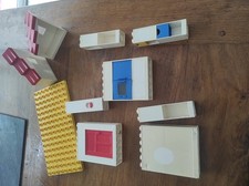 Lego Duplo murs sonnette porte four placards + plaque 16x8 etc...