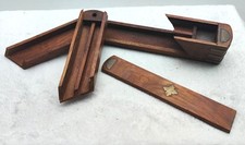 Ancien Plumier 3 Niveaux en Bois Exotique et Bronze. Très bon état. Dim 23x4x5cm