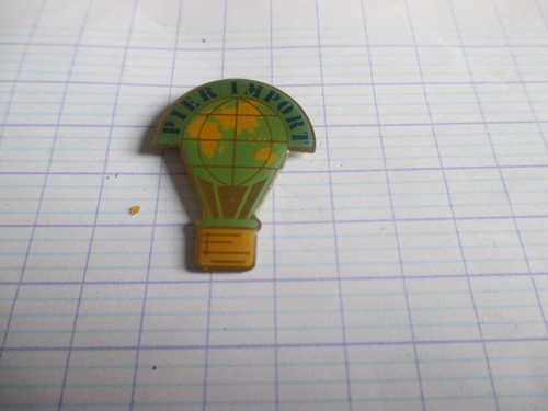 Pin montgolfière pier - pin's,