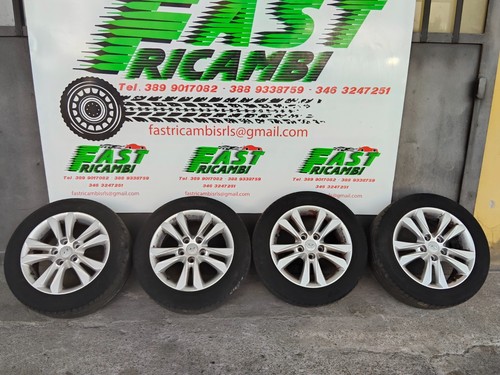 Lot jantes pneus hyundai - x4,