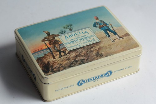 Boîte cigarettes tôle - à,