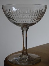 BACCARAT  1 ANCIENNE COUPE A CHAMPAGNE CRISTAL TAILLER MOD NANCY  1920