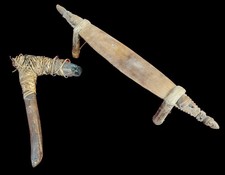 OBJETS ETHNIQUES. MASSE ET