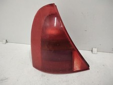 Feu arriere principal gauche