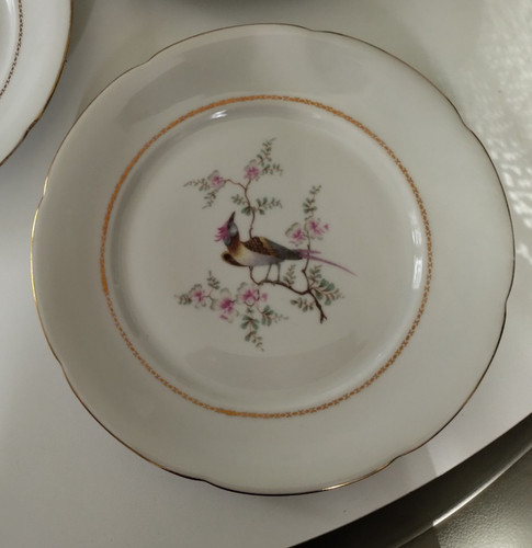 Neuf assiettes plates - neuf,