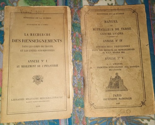 Lot manuels militaires - de,