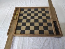 Ancien jeu de dame + échiquier en bois