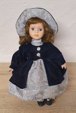 Poupée d'artiste poupée en