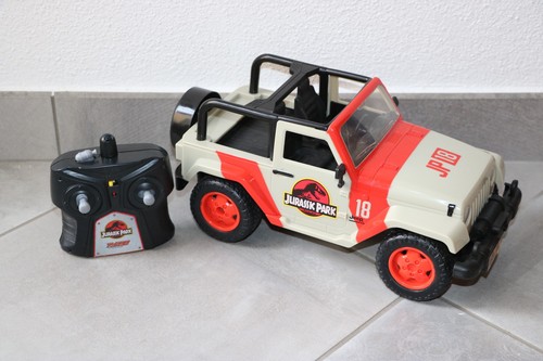 Jurassic world park jeep - jurassic,