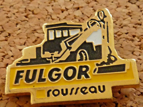 Pin pins badge automobile - pin's,